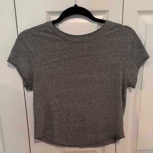 Forever 21 Heather Gray Short Sleeve Cropped Tee